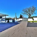 Galihost - Gandara Villa *