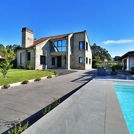 Galihost - Gandara Villa Ribadumia